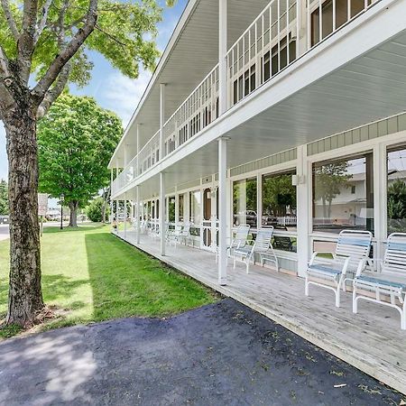 Fish Creek Inn Exterior photo